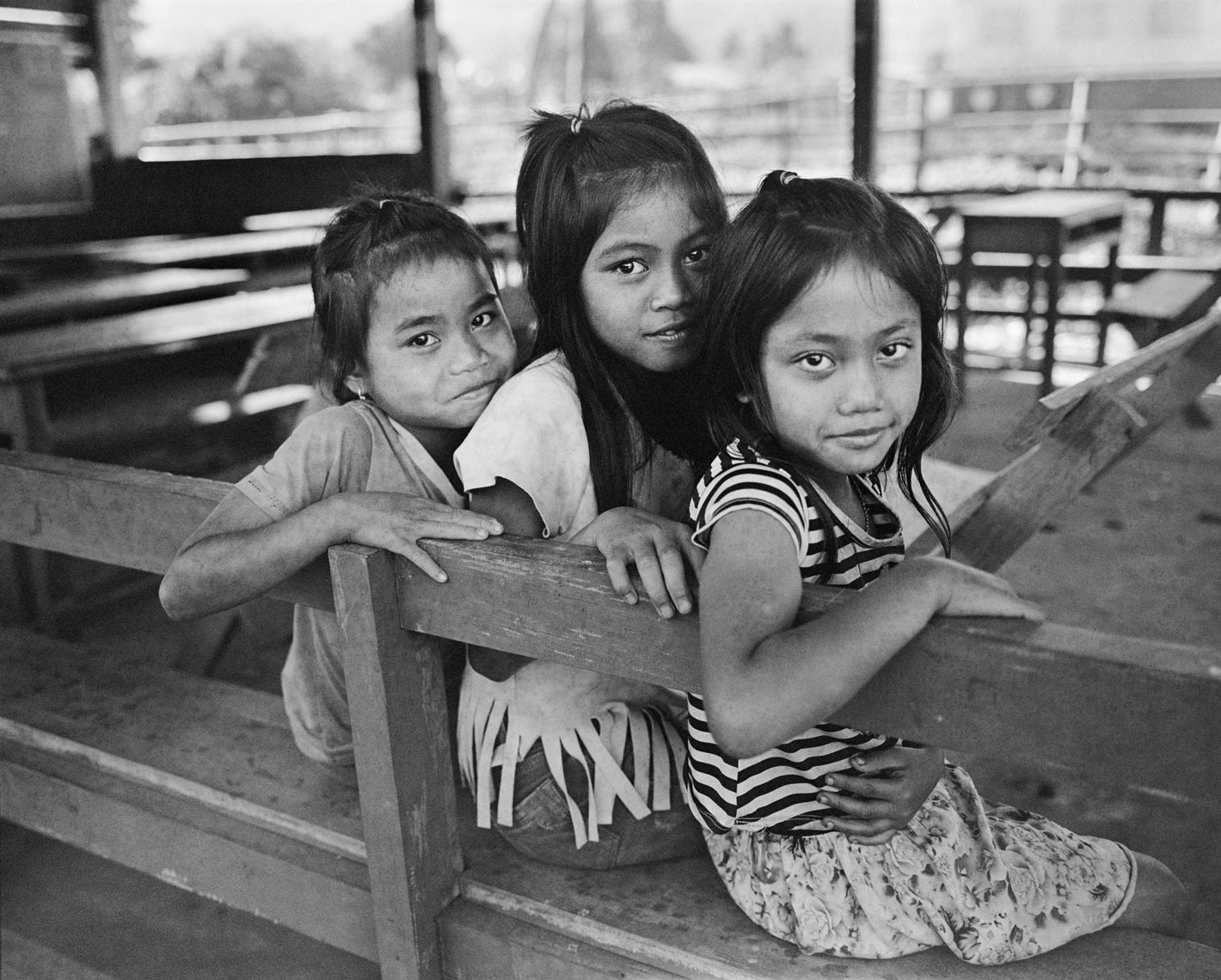 3-girls-on-school-bench