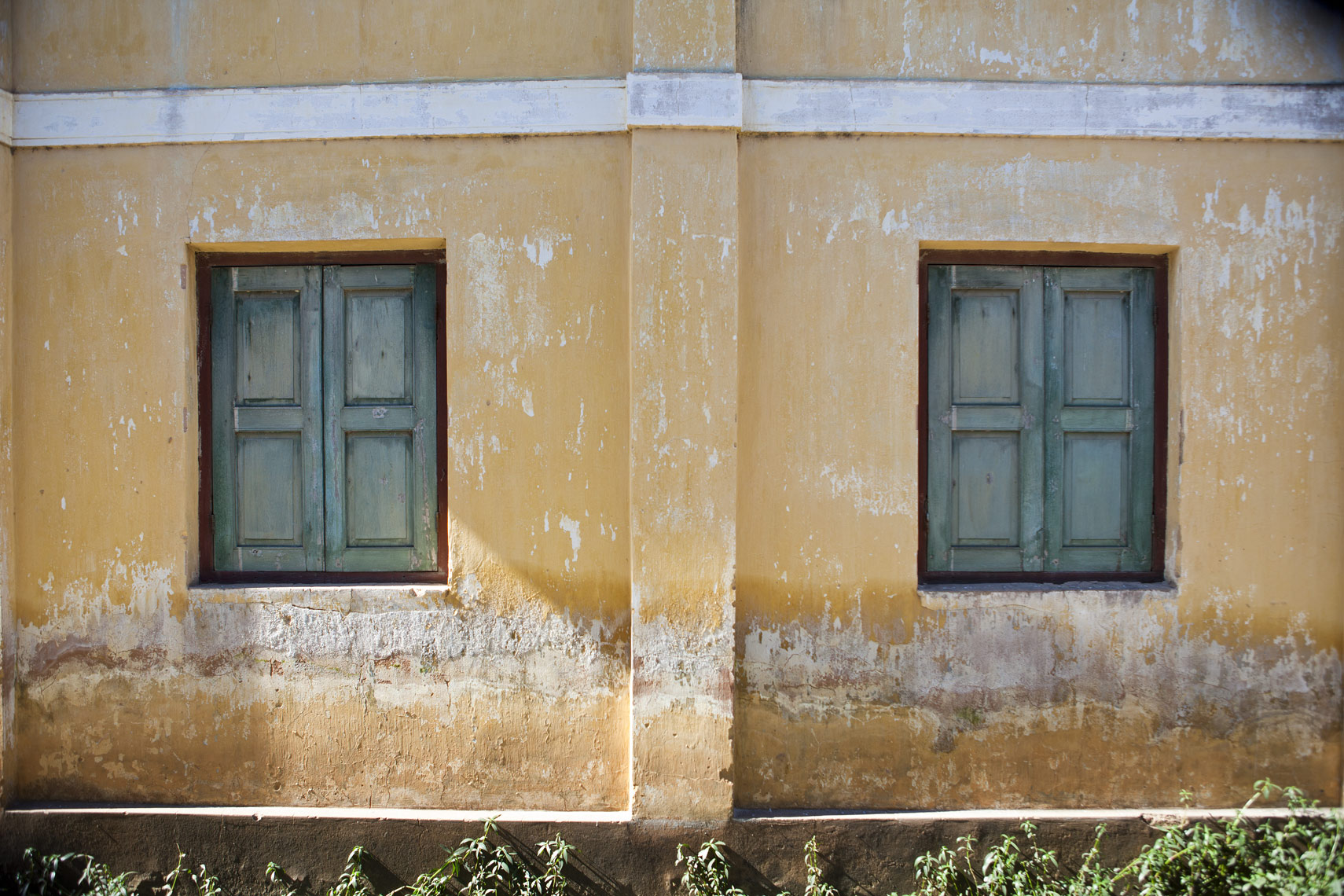pyong-oo-lwin-shutters-yellow-wall-print.jpg